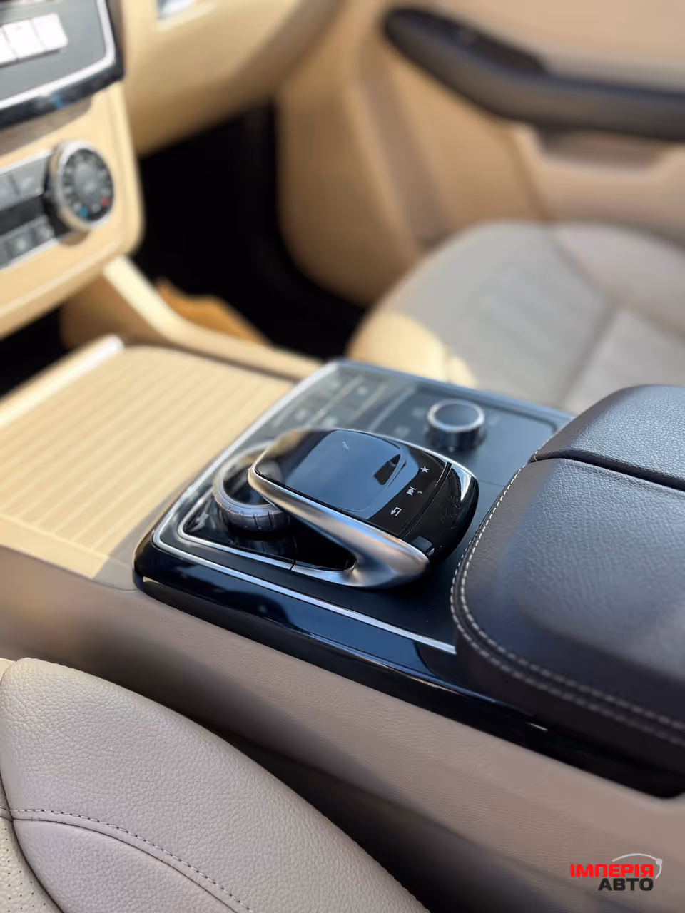 Mercedes-Benz GLS - фото 24