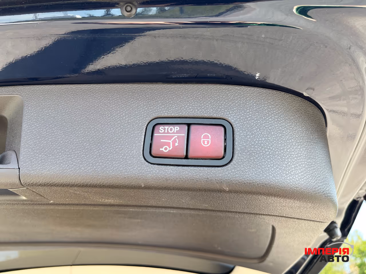 Mercedes-Benz GLS - фото 40