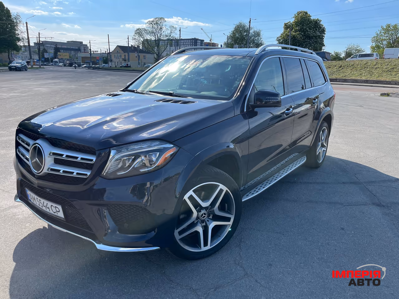 Mercedes-Benz GLS - фото 10