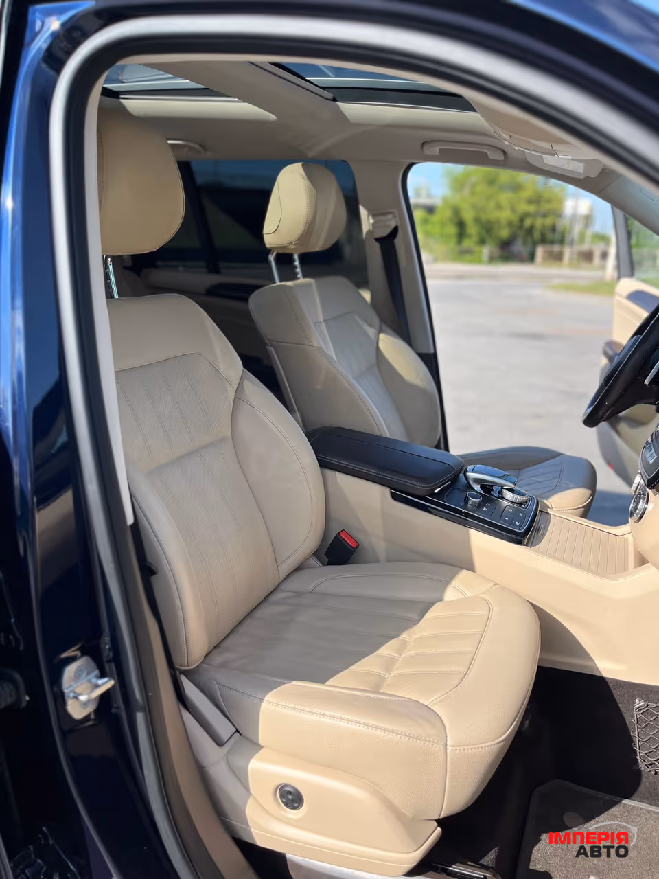 Mercedes-Benz GLS - фото 38