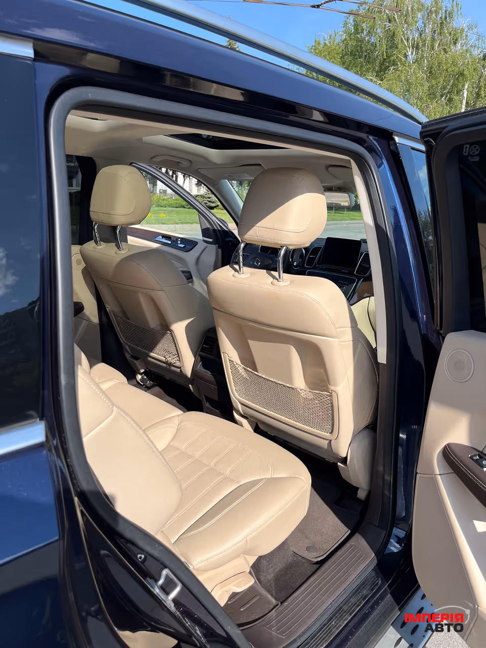 Mercedes-Benz GLS - фото 36
