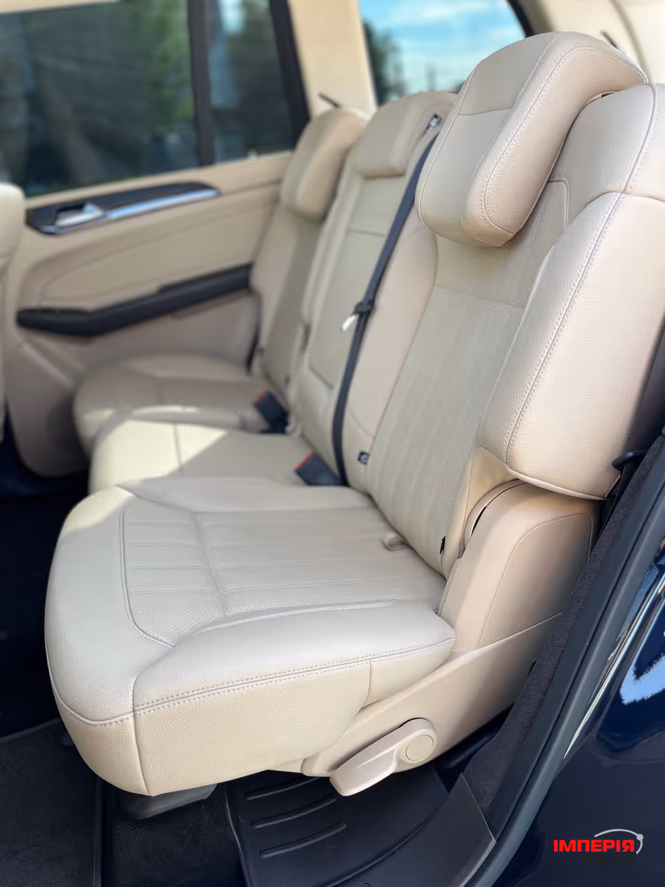 Mercedes-Benz GLS - фото 30