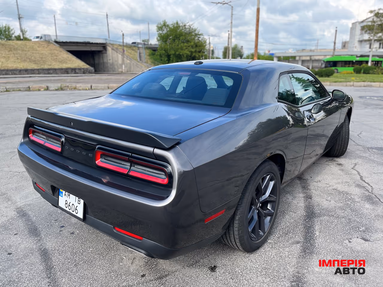 Dodge Challenger - фото 9