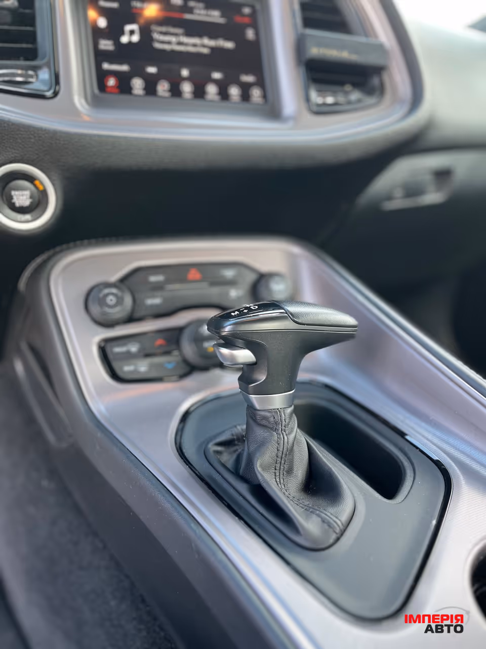 Dodge Challenger - фото 24