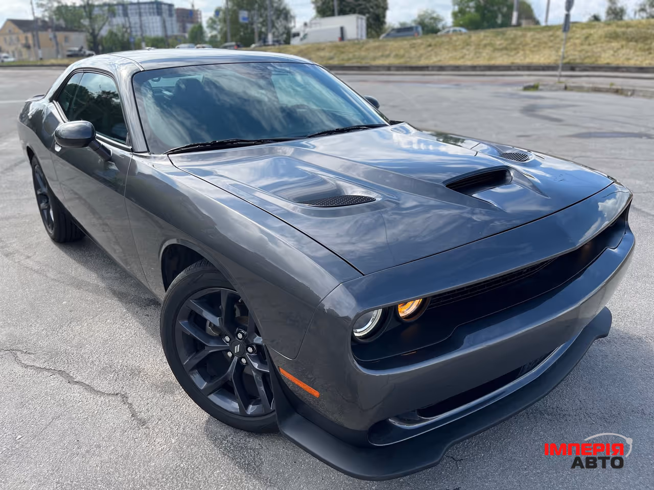 Dodge Challenger - фото 1