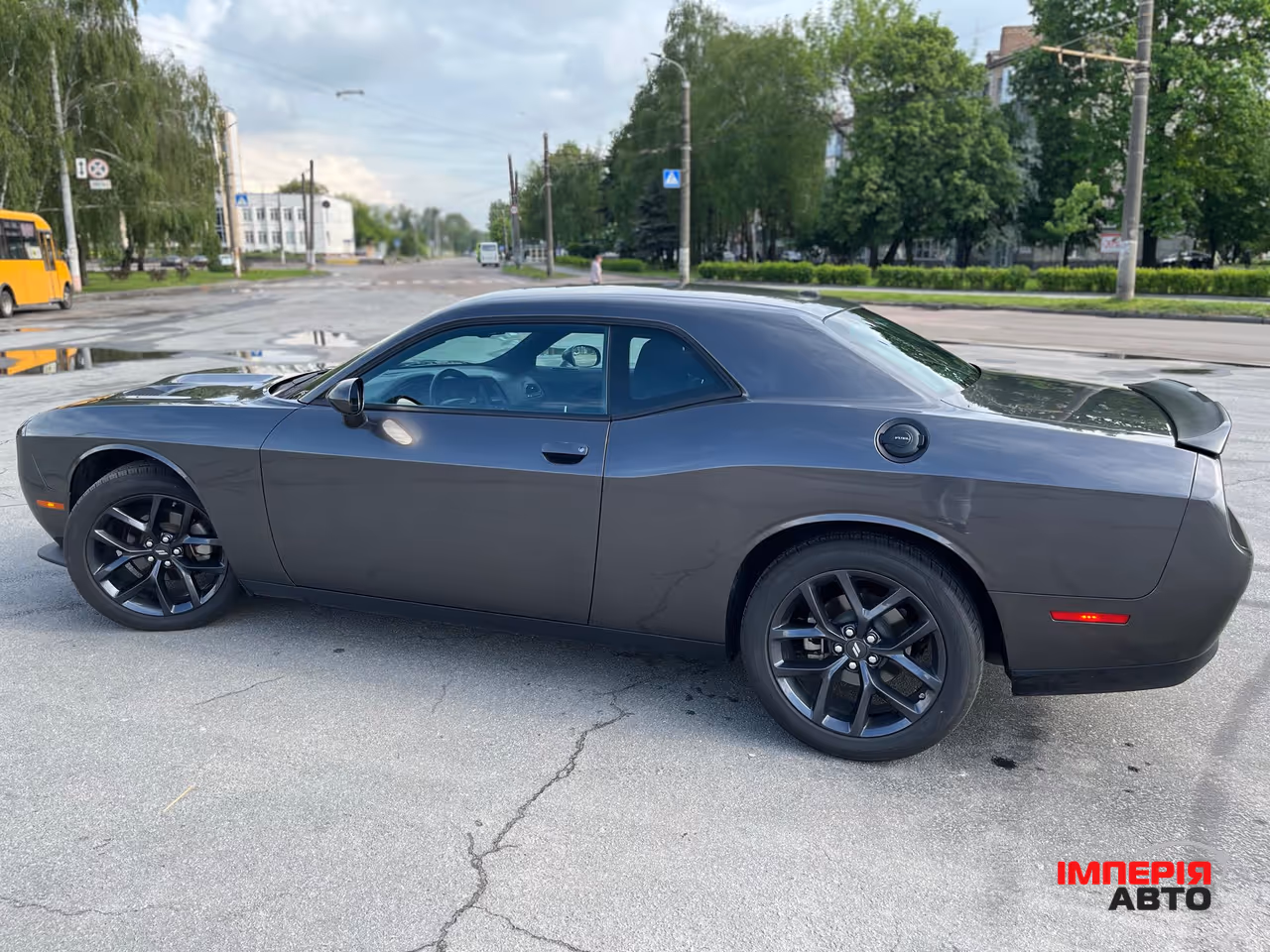 Dodge Challenger - фото 13