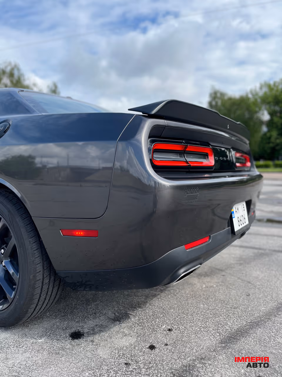 Dodge Challenger - фото 18