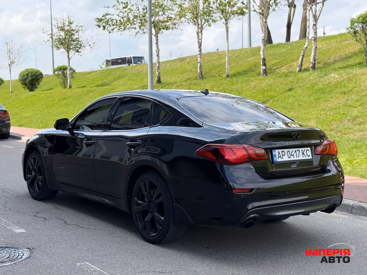 Infiniti Q70 - фото 16