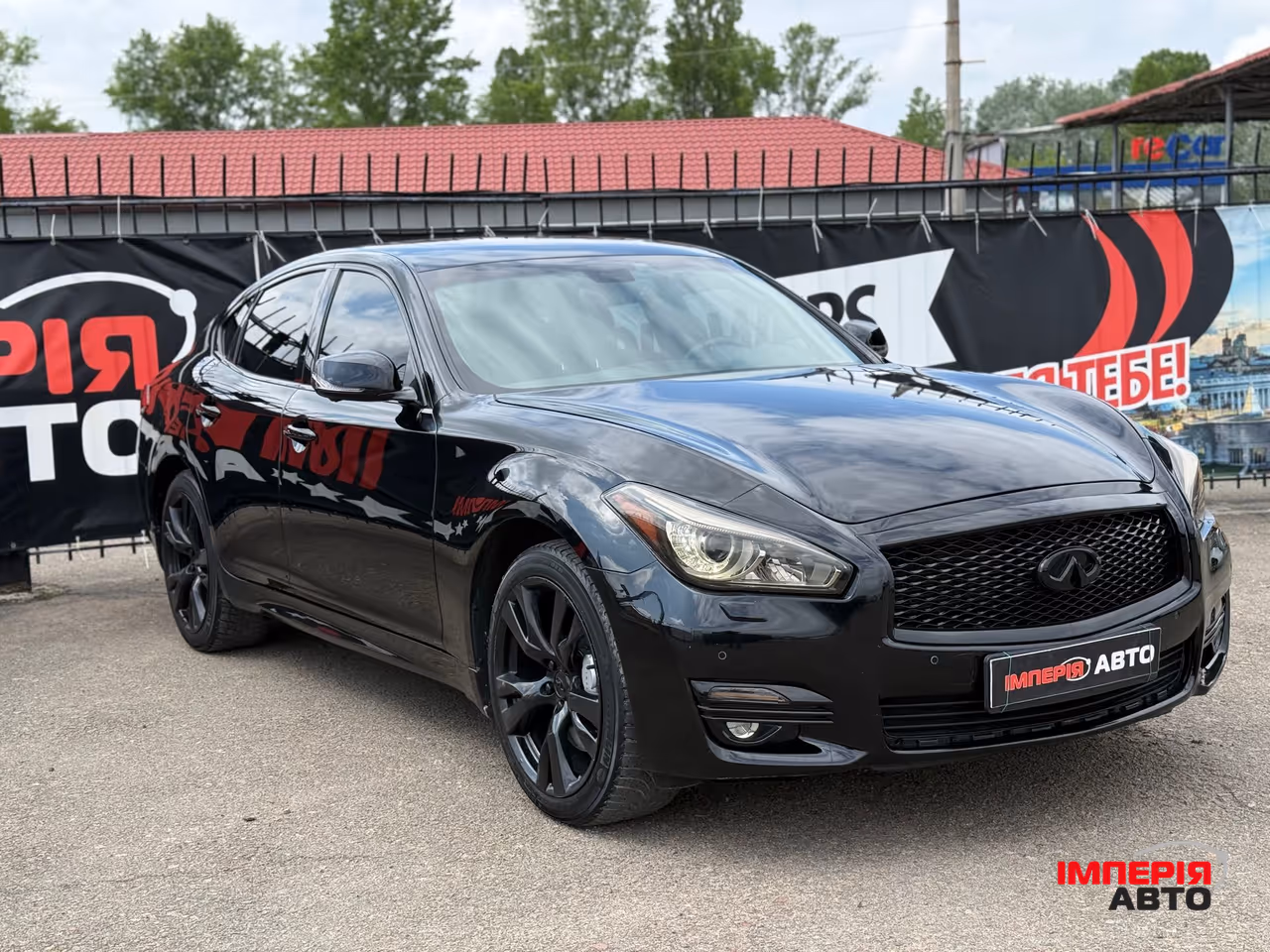 Infiniti Q70 - фото 2