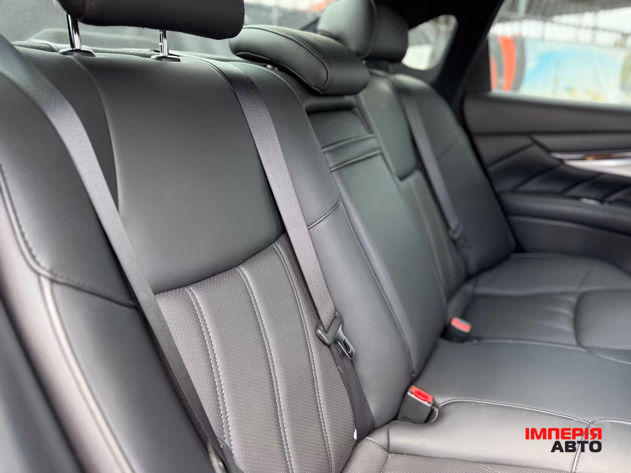 Infiniti Q70 - фото 9