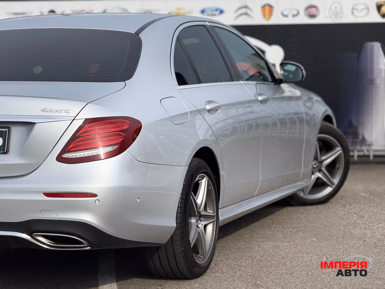 Mercedes-Benz E-Класс - фото 46