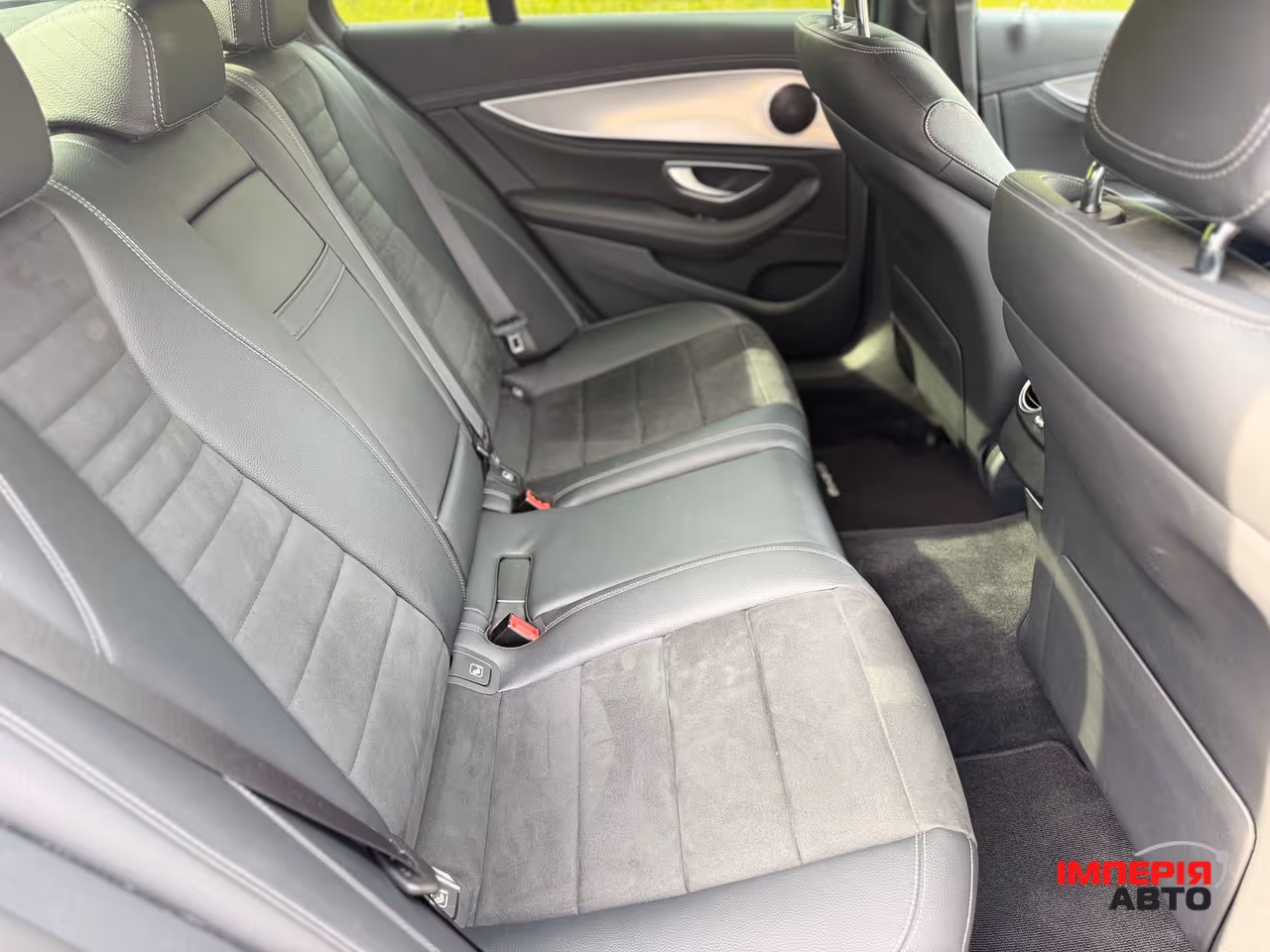 Mercedes-Benz E-Класс - фото 35
