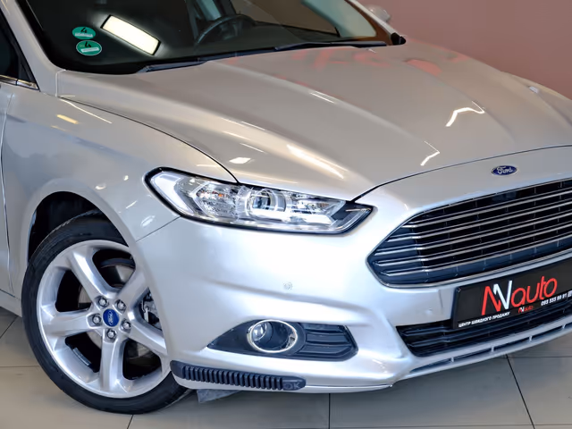 Ford Fusion USA - фото 3