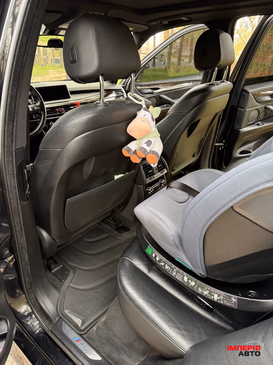 BMW X5 - фото 9