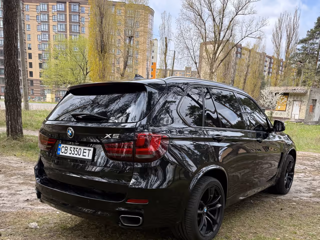 BMW X5 - фото 4