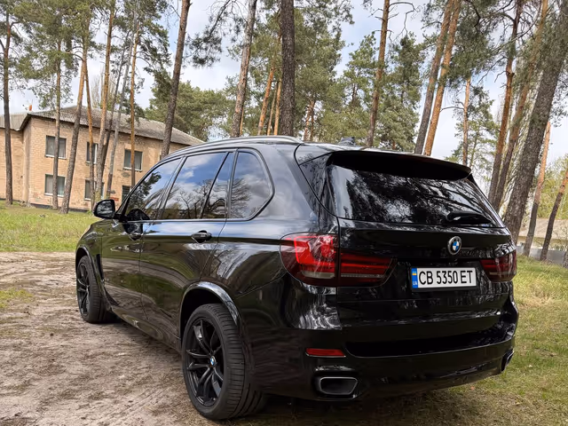 BMW X5 - фото 5