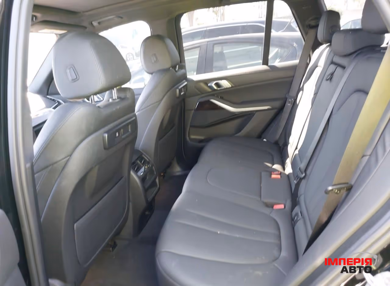 BMW X5 - фото 18