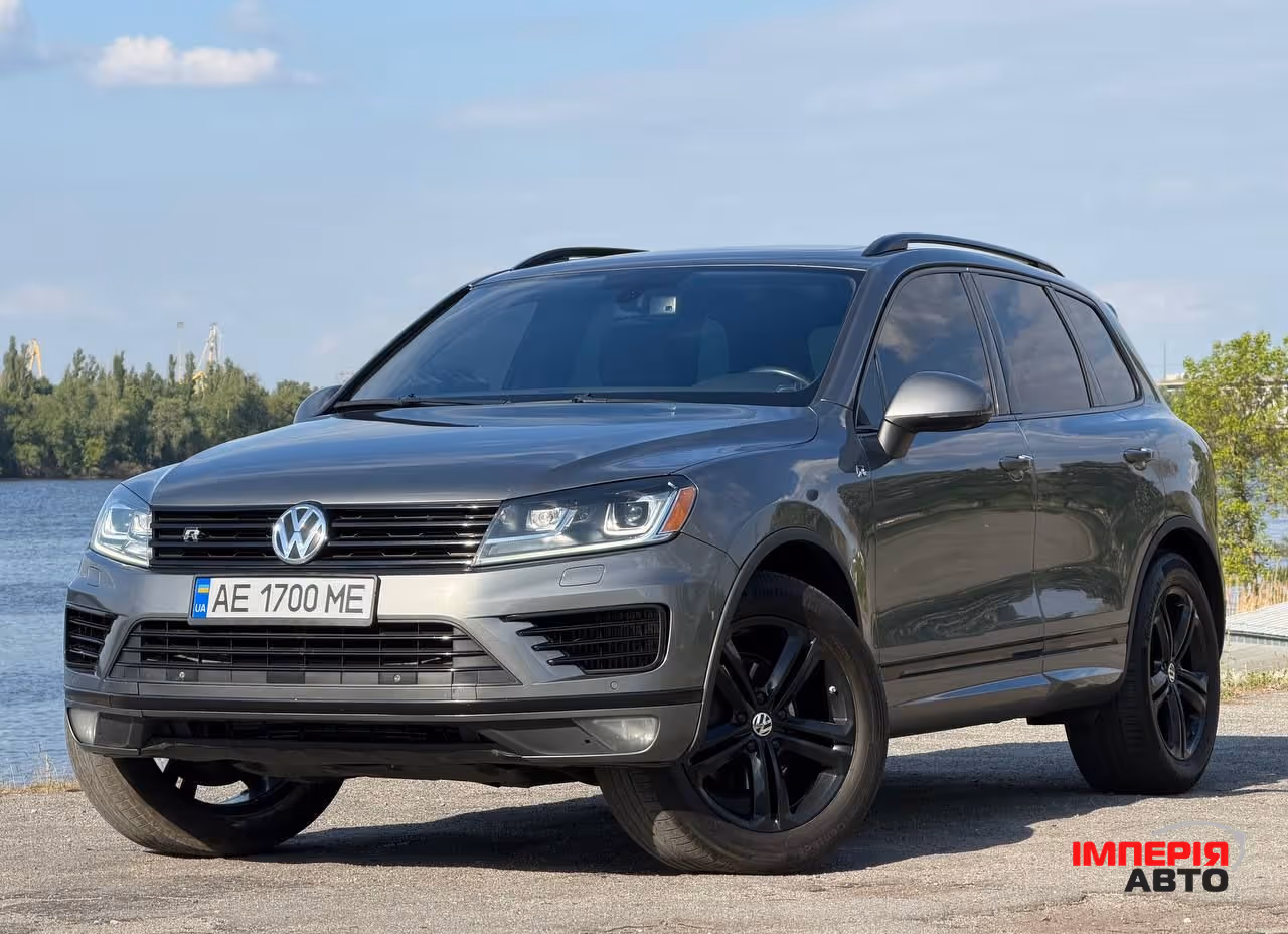 Volkswagen Touareg - фото 3