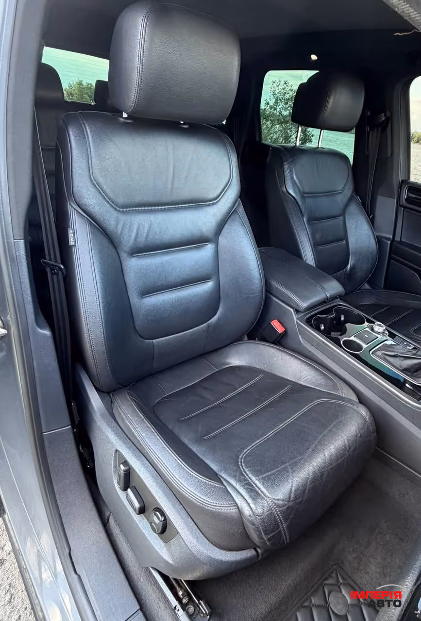Volkswagen Touareg - фото 28