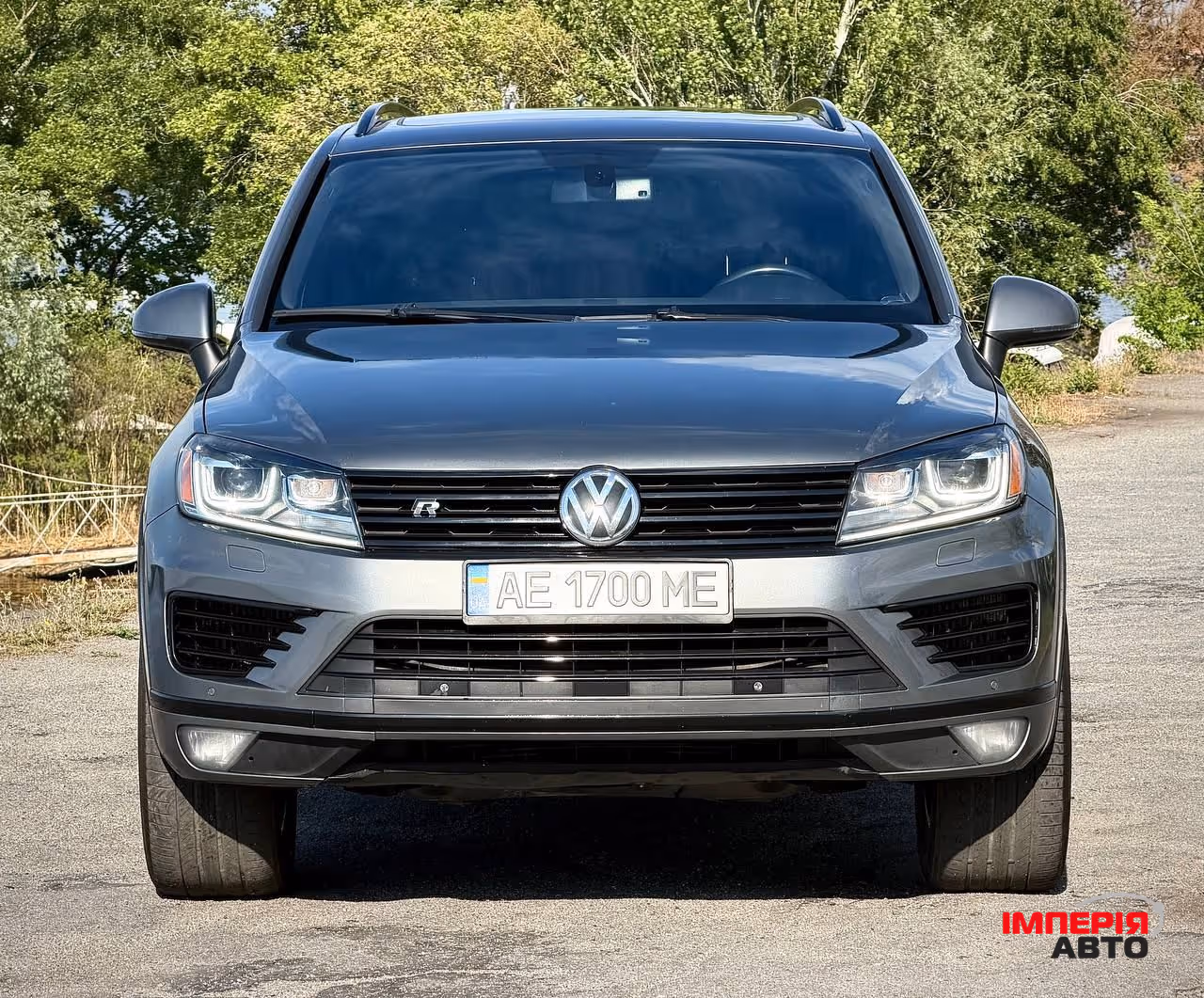Volkswagen Touareg - фото 4