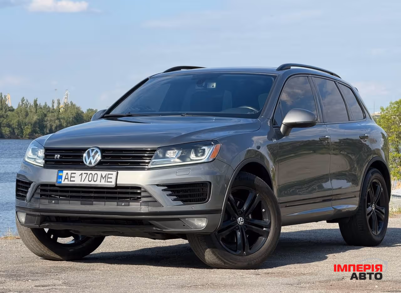 Volkswagen Touareg - фото 9