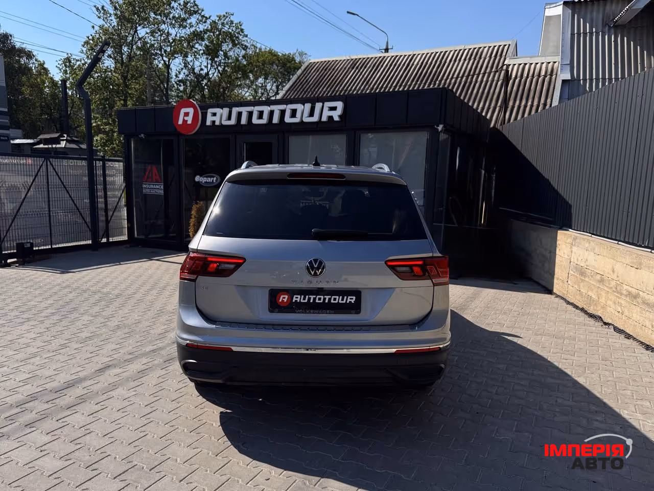 Volkswagen Tiguan - фото 15