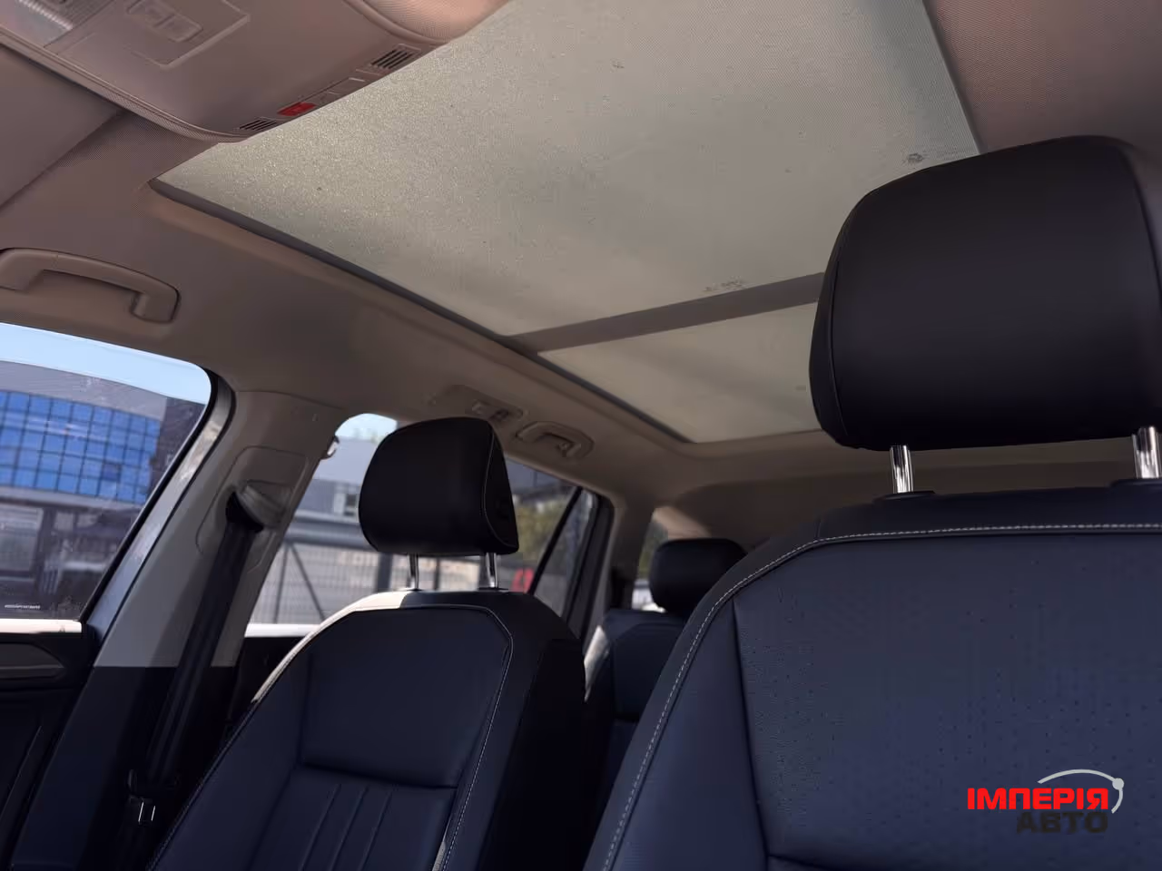 Volkswagen Tiguan - фото 13