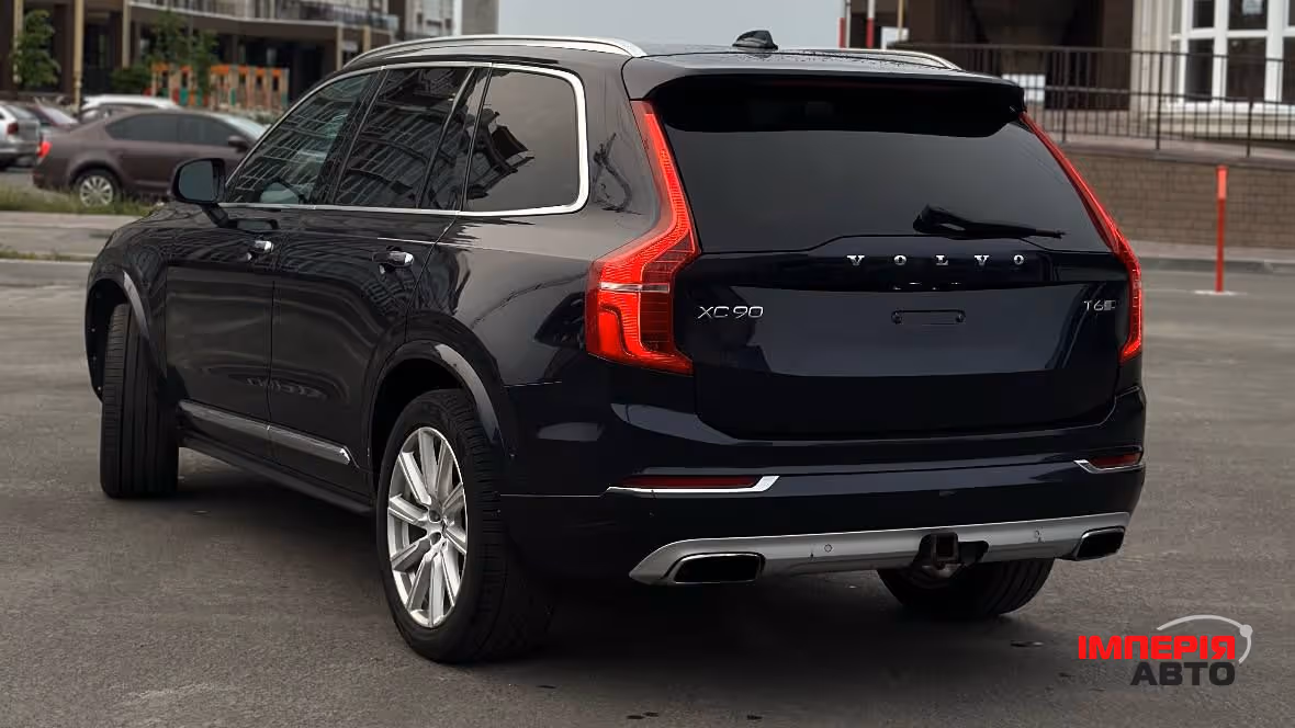 Volvo XC90 - фото 5