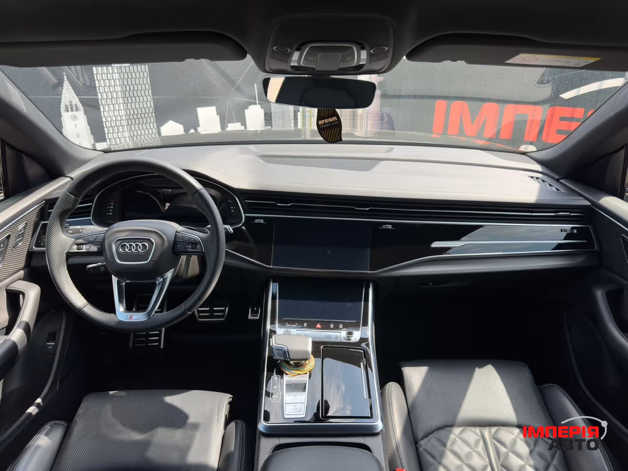 Audi Q8 - фото 11