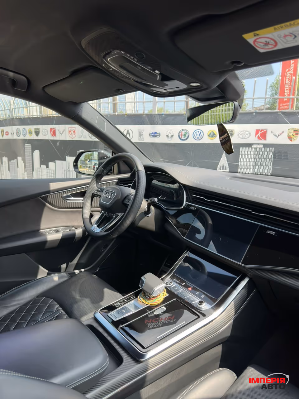 Audi Q8 - фото 15