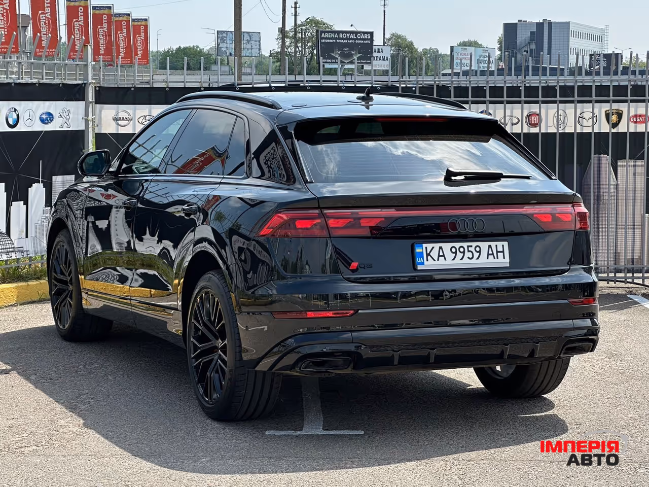 Audi Q8 - фото 4
