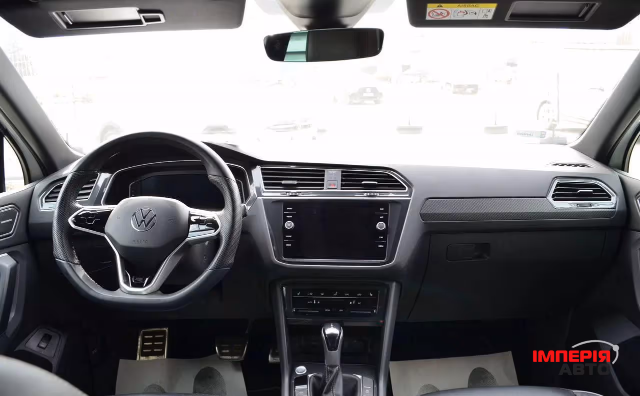 Volkswagen Tiguan - фото 16