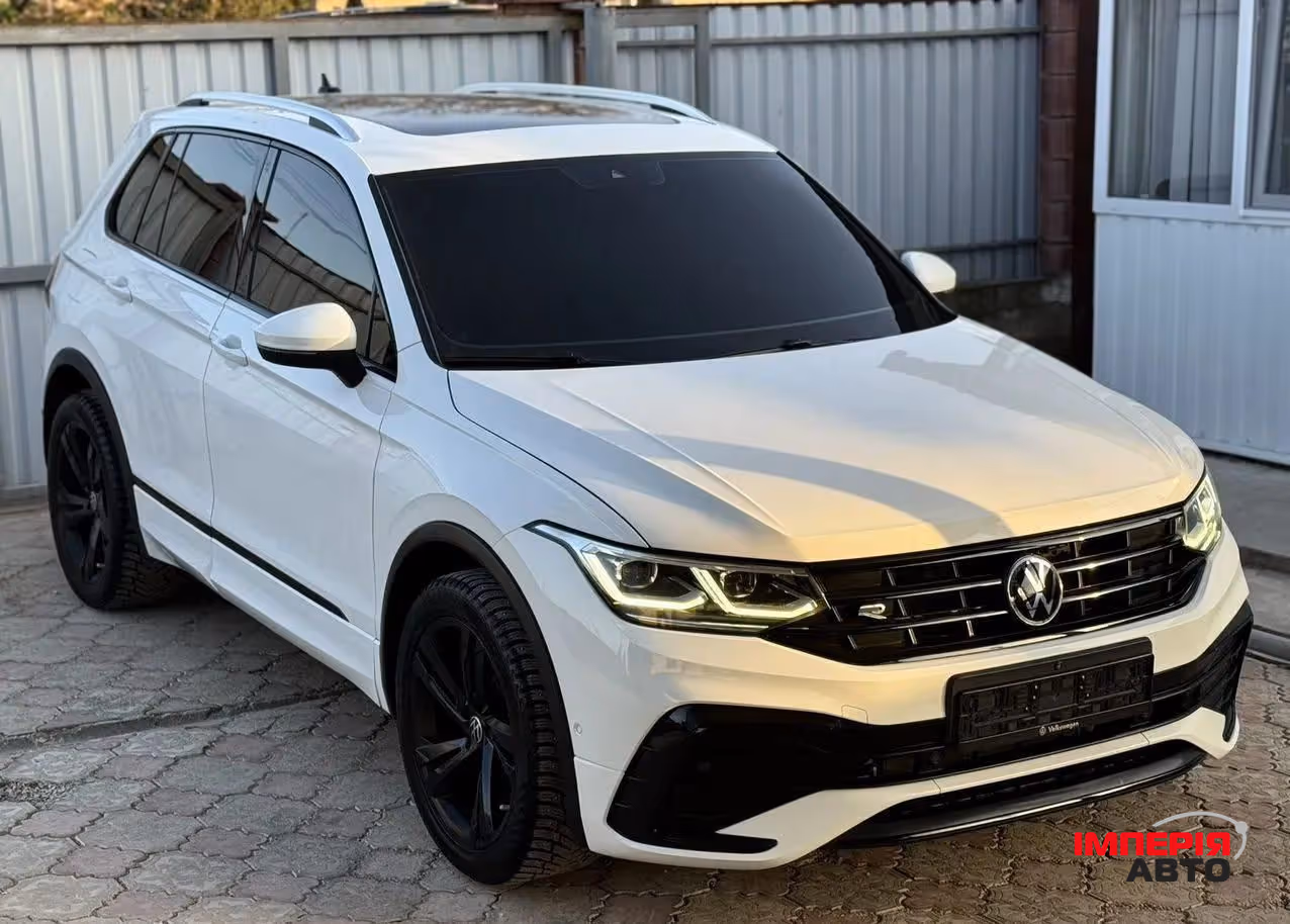 Volkswagen Tiguan - фото 7