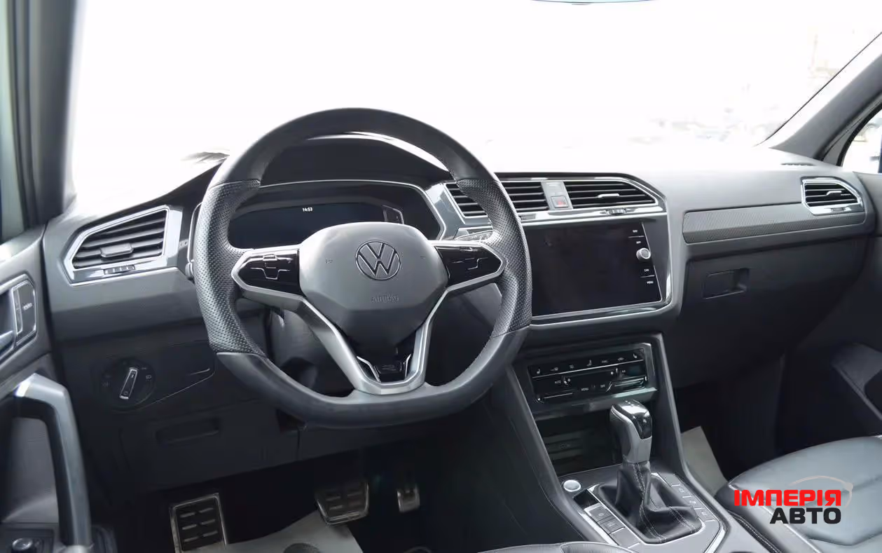Volkswagen Tiguan - фото 14