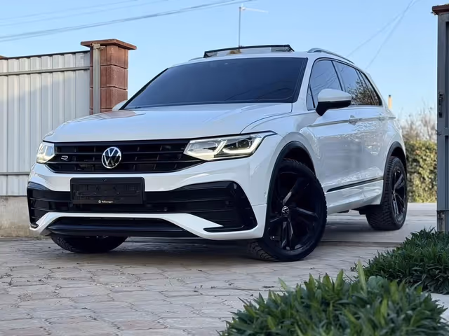Volkswagen Tiguan - фото 3