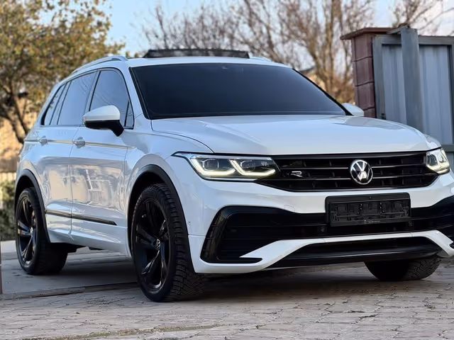 Volkswagen Tiguan - фото 5