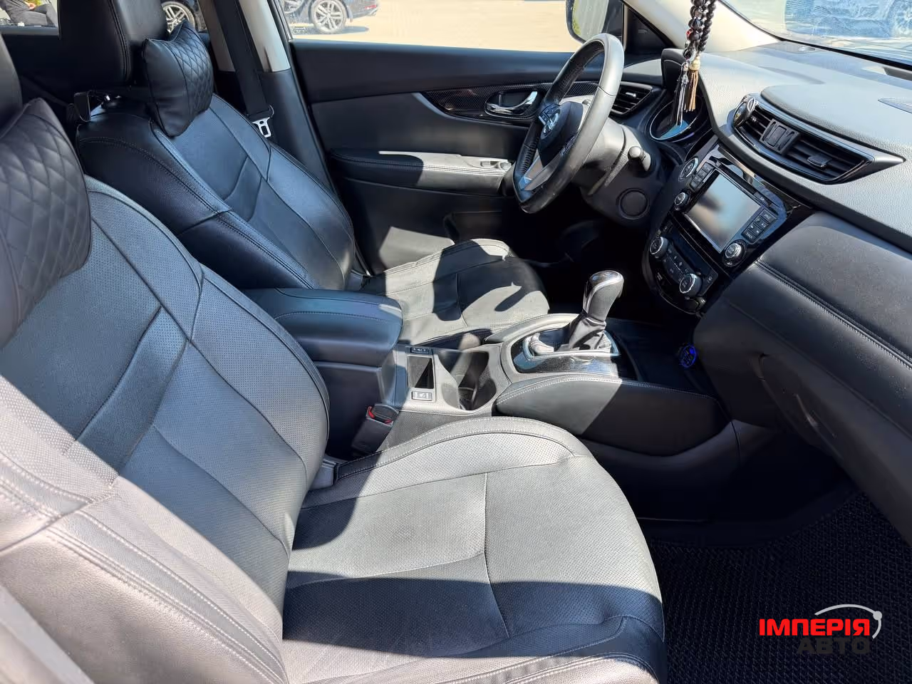 Nissan Rogue - фото 32