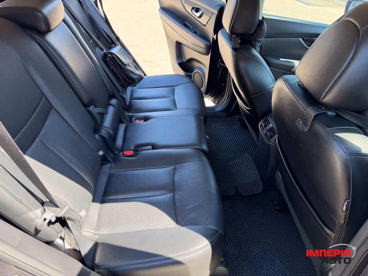 Nissan Rogue - фото 35