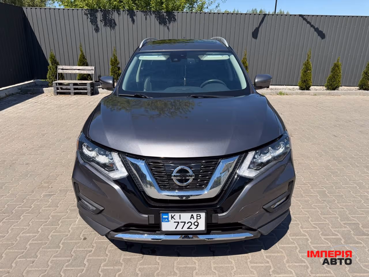 Nissan Rogue - фото 1