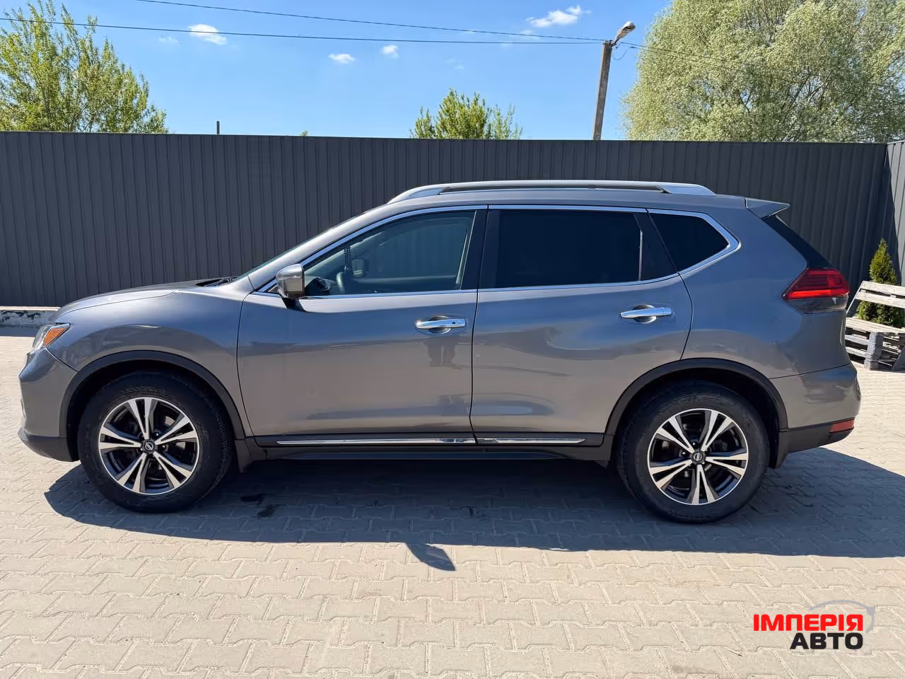 Nissan Rogue - фото 3