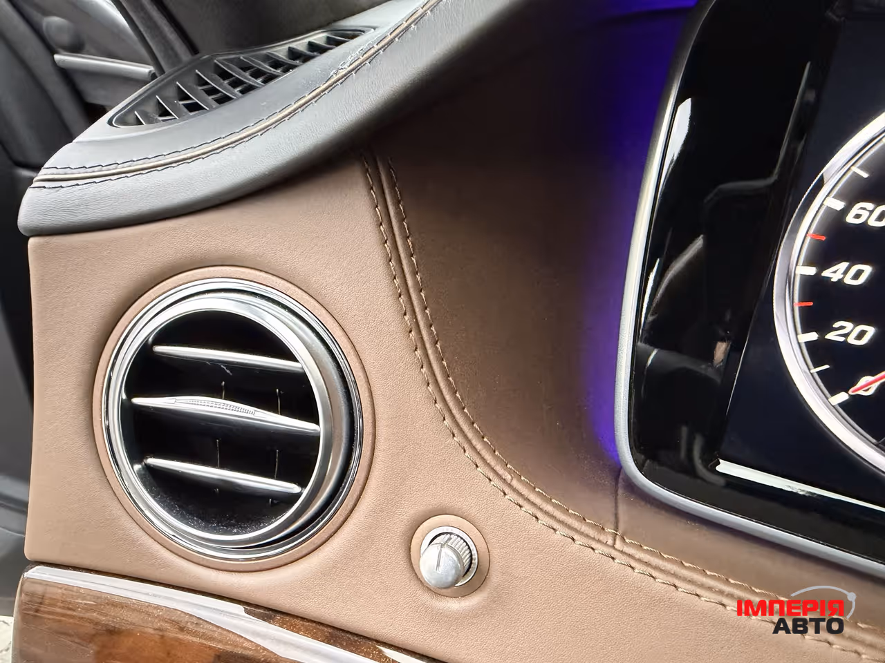 Mercedes-Benz S-Класс - фото 22