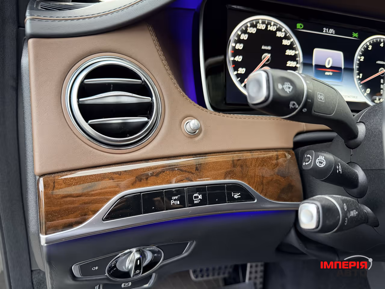 Mercedes-Benz S-Класс - фото 18
