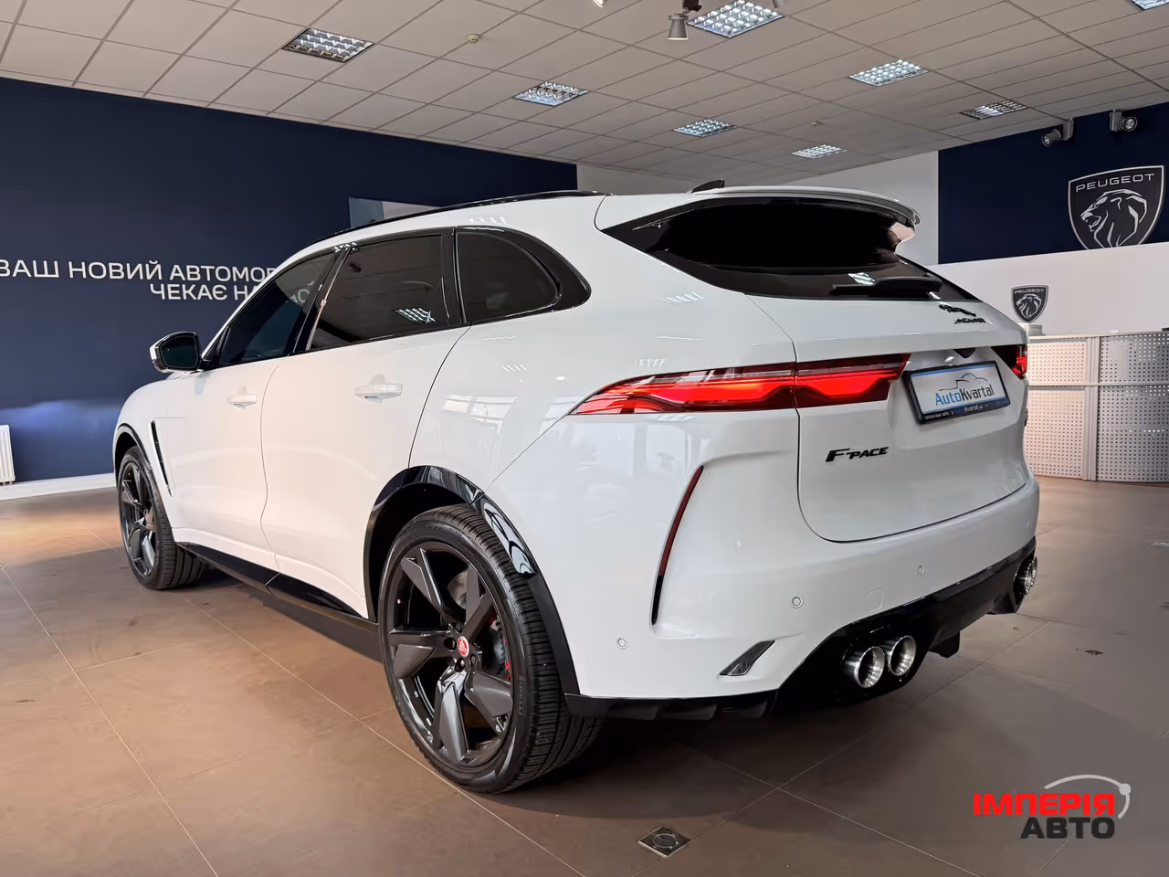 Jaguar F-Pace - фото 46