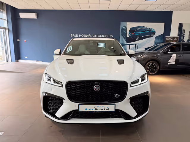 Jaguar F-Pace - фото 3