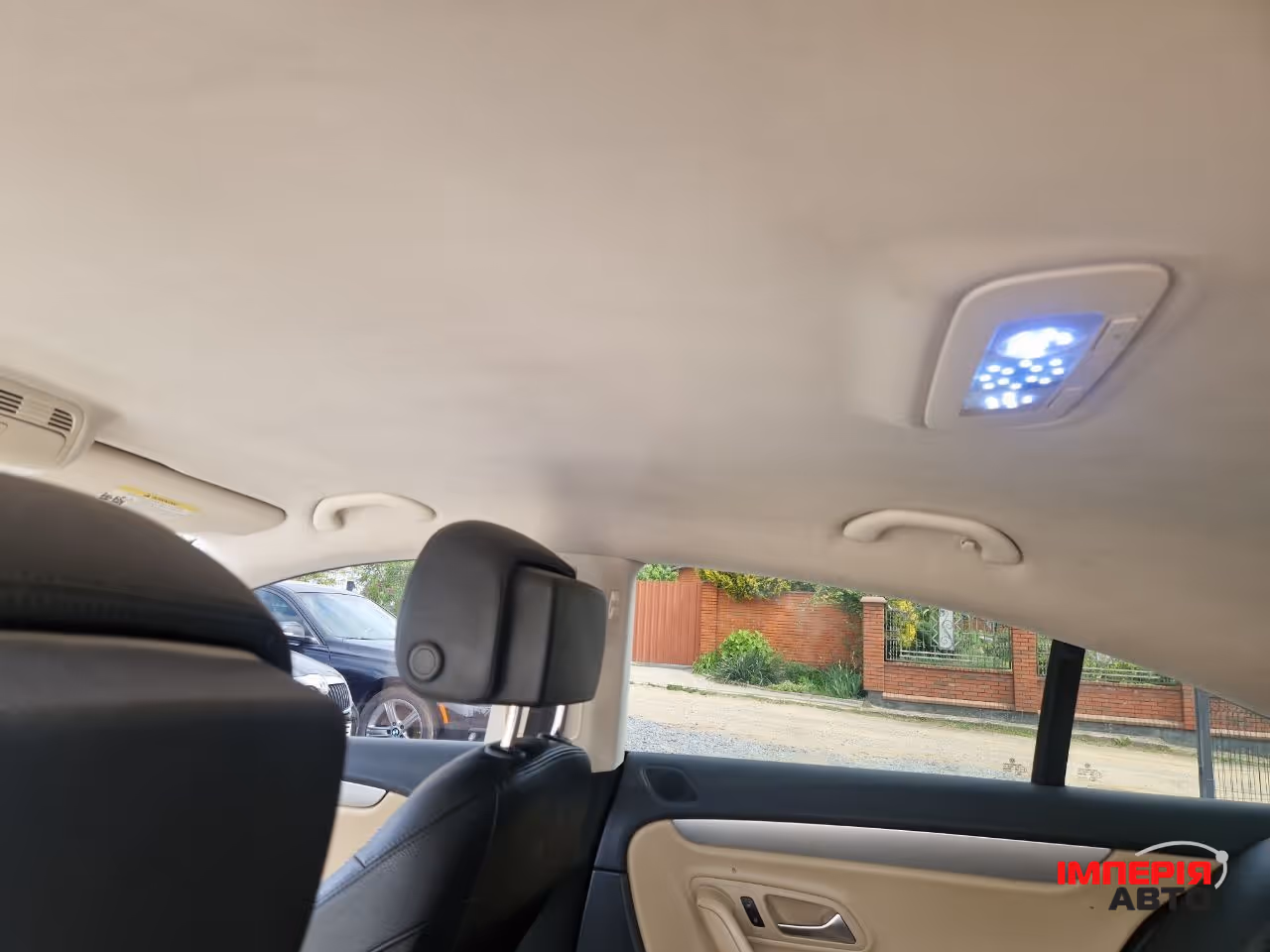 Volkswagen Passat CC - фото 25
