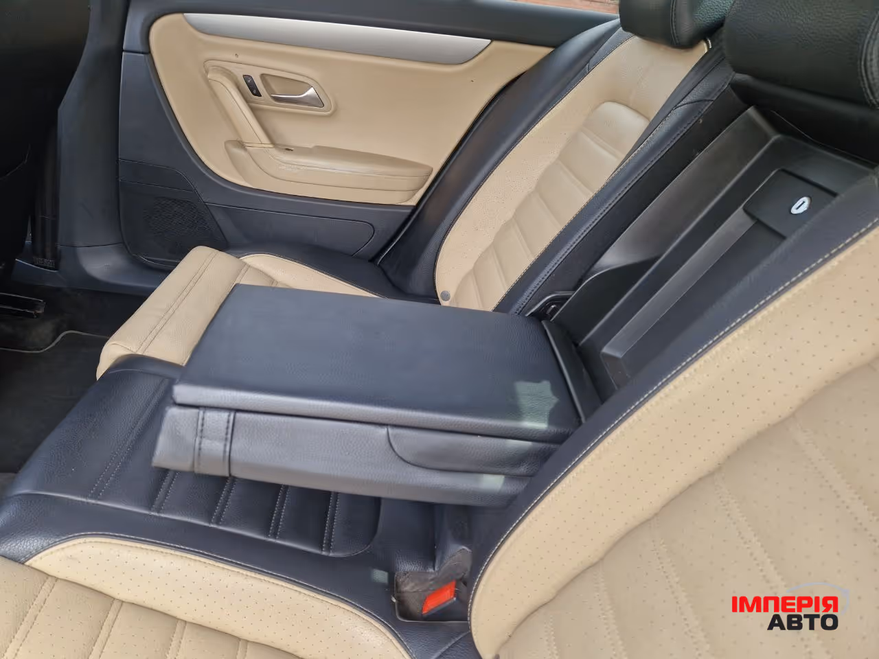 Volkswagen Passat CC - фото 23
