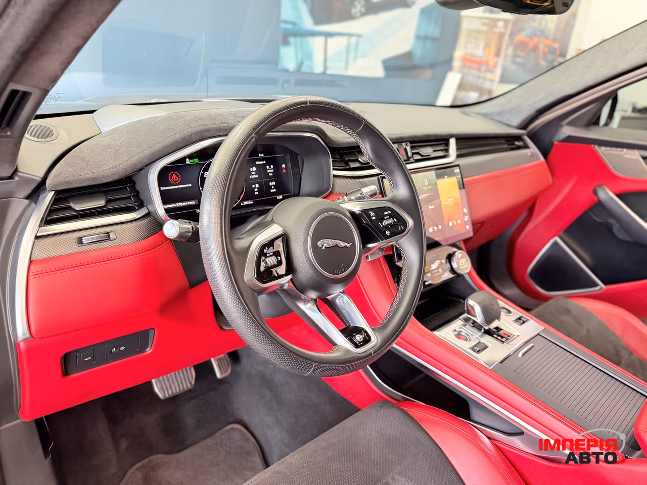 Jaguar F-Pace - фото 20