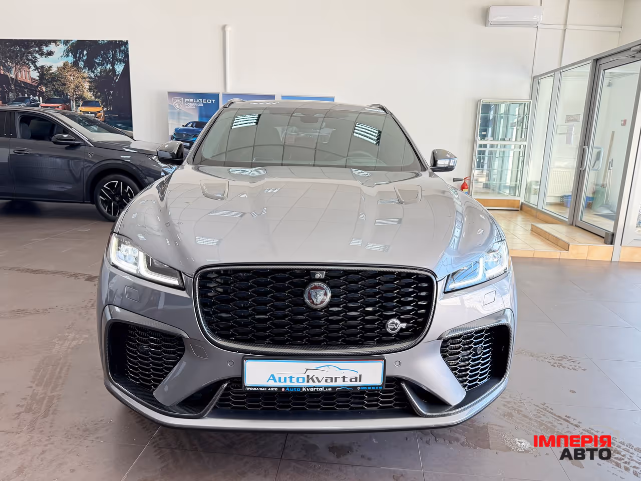 Jaguar F-Pace - фото 3