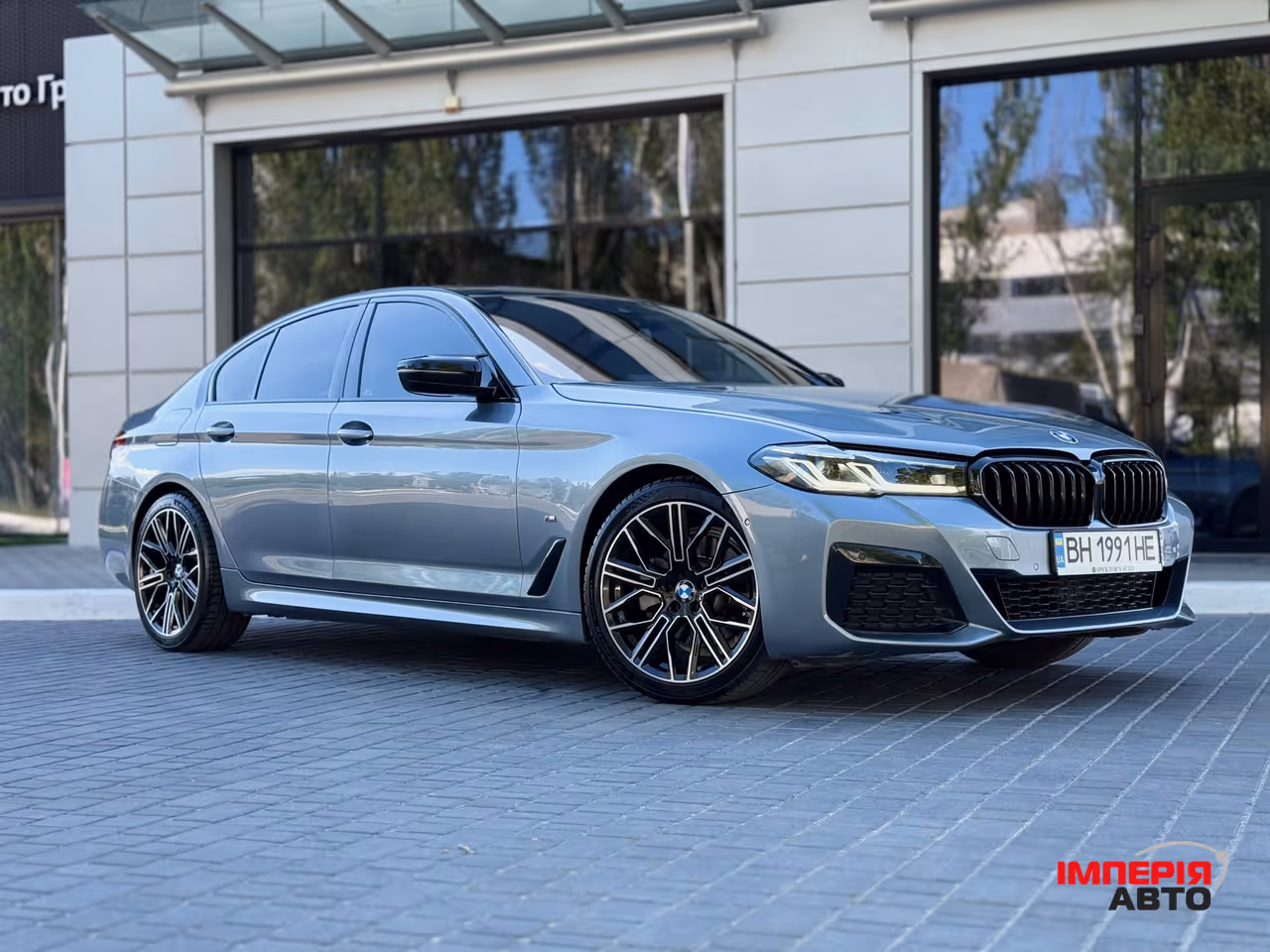 BMW 5 серії - фото 2