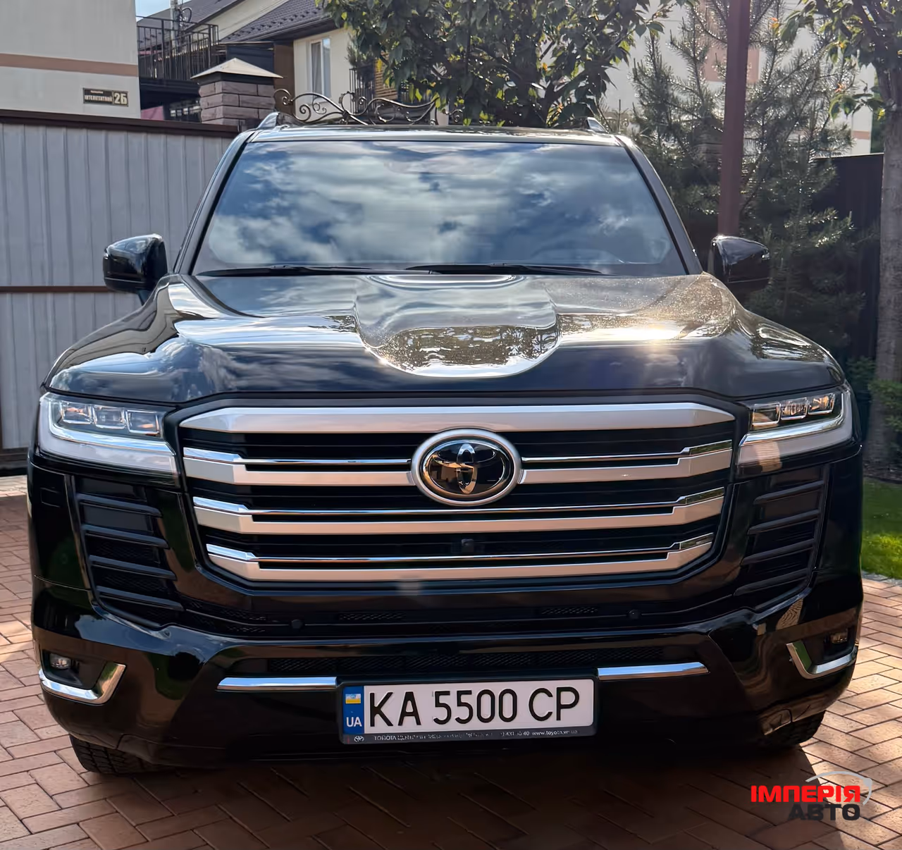 Toyota Land Cruiser - фото 2